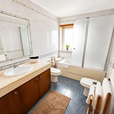Casa Da Avo Ze 3bedroom Ocean View Appartamento Ericeira